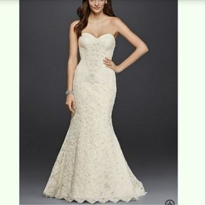 Brand New Oleg Cassini wedding dress